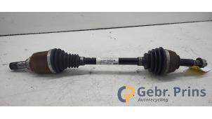 Gebruikte Aandrijfas links-voor Renault Zoé (AG) R90 Prijs € 75,00 Margeregeling aangeboden door Autorec. Gebr. Prins b.v.