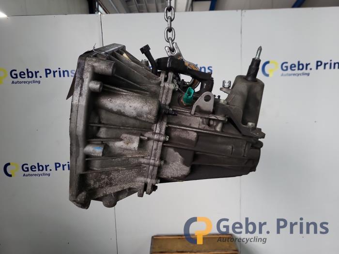Gebruikte Versnellingsbak Nissan Qashqai (J11) 1.2 DIG-T 16V Prijs € 400,00 Margeregeling aangeboden door Autorec. Gebr. Prins b.v.