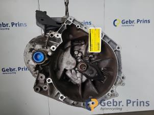 Gebruikte Versnellingsbak Peugeot Partner (GC/GF/GG/GJ/GK) 1.6 HDI 90 Prijs € 544,50 Inclusief btw aangeboden door Autorec. Gebr. Prins b.v.