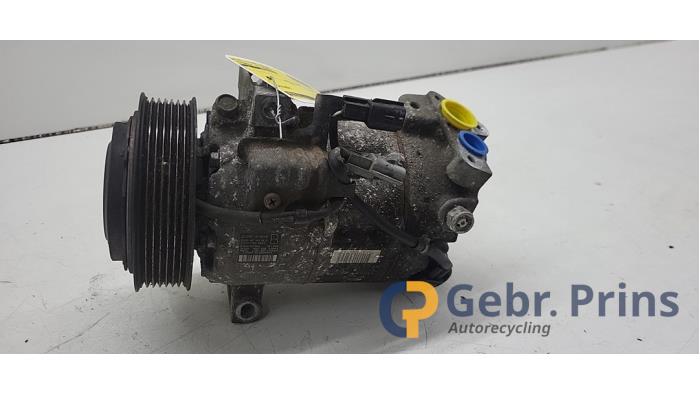 Gebruikte Aircopomp Nissan Qashqai (J11) 1.2 DIG-T 16V Prijs € 75,00 Margeregeling aangeboden door Autorec. Gebr. Prins b.v.