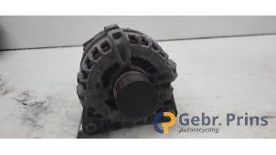 Gebruikte Dynamo Nissan Qashqai (J11) 1.2 DIG-T 16V Prijs € 60,00 Margeregeling aangeboden door Autorec. Gebr. Prins b.v.