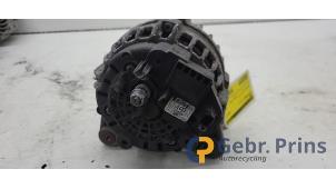 Dynamo van een Nissan Qashqai (J11) 1.2 DIG-T 16V 2017