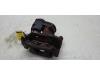 Nissan Qashqai (J11) 1.2 DIG-T 16V Remklauw (Tang) rechts-achter