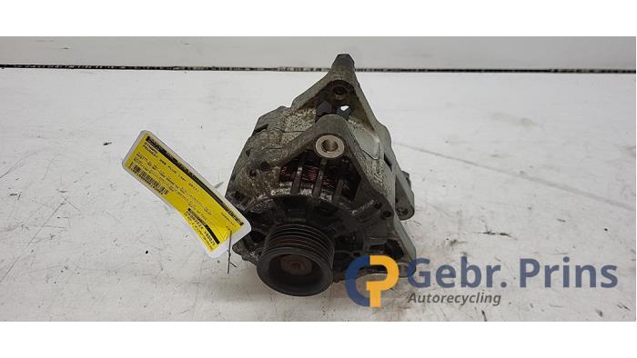 Gebruikte Dynamo Peugeot 206+ (2L/M) 1.4 XS Prijs € 35,00 Margeregeling aangeboden door Autorec. Gebr. Prins b.v.