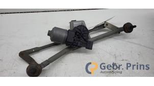 Gebruikte Ruitenwismotor + Mechaniek Peugeot 206+ (2L/M) 1.4 XS Prijs € 35,00 Margeregeling aangeboden door Autorec. Gebr. Prins b.v.