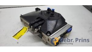 Gebruikte Boordcomputer Tesla Model 3 Standard RWD Plus 60 kWh Prijs € 400,00 Margeregeling aangeboden door Autorec. Gebr. Prins b.v.