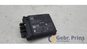 Gebruikte Radar sensor Tesla Model 3 Standard RWD Plus 60 kWh Prijs € 50,00 Margeregeling aangeboden door Autorec. Gebr. Prins b.v.