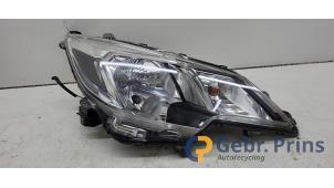Gebruikte Koplamp rechts Mitsubishi Space Star (A0) 1.2 12V Prijs € 250,00 Margeregeling aangeboden door Autorec. Gebr. Prins b.v.