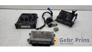 Gebruikte Kontaktslot + computer Peugeot 206 (2A/C/H/J/S) 1.4 XR,XS,XT,Gentry Prijs € 75,00 Margeregeling aangeboden door Autorec. Gebr. Prins b.v.