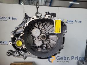 Gebruikte Versnellingsbak Volvo V40 (MV) 2.0 D4 16V Prijs € 400,00 Margeregeling aangeboden door Autorec. Gebr. Prins b.v.