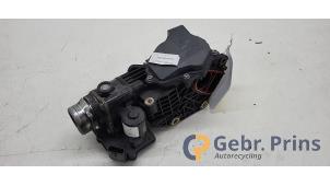 Gebruikte Gasklephuis Renault Trafic (1FL/2FL/3FL/4FL) 1.6 dCi Twin Turbo Prijs € 121,00 Inclusief btw aangeboden door Autorec. Gebr. Prins b.v.