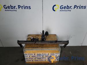 Gebruikte Trekhaak Volvo V40 (MV) 2.0 D4 16V Prijs € 150,00 Margeregeling aangeboden door Autorec. Gebr. Prins b.v.