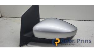 Gebruikte Buitenspiegel links Volkswagen Polo V (6R) 1.2 12V BlueMotion Technology Prijs € 40,00 Margeregeling aangeboden door Autorec. Gebr. Prins b.v.