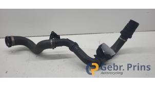 Gebruikte Intercooler Buis Renault Trafic (1FL/2FL/3FL/4FL) 1.6 dCi Twin Turbo Prijs € 48,40 Inclusief btw aangeboden door Autorec. Gebr. Prins b.v.