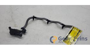 Gebruikte Brandstof retourleiding Renault Trafic (1FL/2FL/3FL/4FL) 1.6 dCi Twin Turbo Prijs € 36,30 Inclusief btw aangeboden door Autorec. Gebr. Prins b.v.