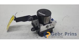Gebruikte ABS Pomp Volvo V40 (MV) 2.0 D4 16V Prijs € 75,00 Margeregeling aangeboden door Autorec. Gebr. Prins b.v.