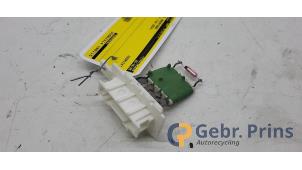 Gebruikte Kachel Weerstand Volkswagen Polo VI (AW1) 1.0 TSI 12V Prijs € 15,00 Margeregeling aangeboden door Autorec. Gebr. Prins b.v.