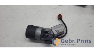 Gebruikte Contactslot + computer Peugeot 308 (4A/C) 1.6 16V THP 150 Prijs € 100,00 Margeregeling aangeboden door Autorec. Gebr. Prins b.v.