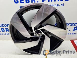 Gebruikte Velg Volkswagen Golf VIII (CD1) 2.0 GTI 16V Prijs € 150,00 Margeregeling aangeboden door Autorec. Gebr. Prins b.v.