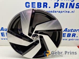 Gebruikte Velg Volkswagen Golf VIII (CD1) 2.0 GTI 16V Prijs € 75,00 Margeregeling aangeboden door Autorec. Gebr. Prins b.v.