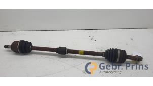 Gebruikte Aandrijfas rechts-voor Hyundai Tucson (JM) 2.0 16V CVVT 4x2 Prijs € 40,00 Margeregeling aangeboden door Autorec. Gebr. Prins b.v.