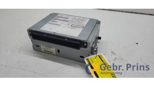 Gebruikte Radio CD Speler Volvo V60 I (FW/GW) 1.6 T3 16V Prijs € 50,00 Margeregeling aangeboden door Autorec. Gebr. Prins b.v.