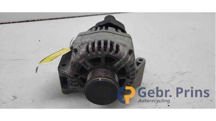 Gebruikte Dynamo Fiat 500 (312) 1.3 MJTD 16V Prijs € 50,00 Margeregeling aangeboden door Autorec. Gebr. Prins b.v.