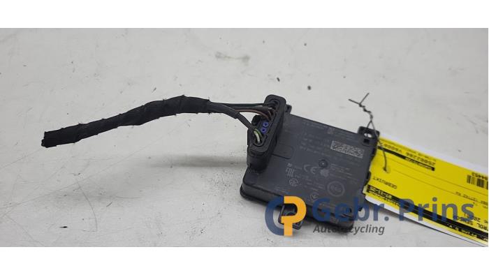 Gebruikte Cruise control sensor Volkswagen Golf VIII (CD1) 2.0 GTI 16V Prijs € 225,00 Margeregeling aangeboden door Autorec. Gebr. Prins b.v.