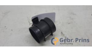 Gebruikte Luchtmassameter Opel Astra H GTC (L08) 1.8 16V Prijs € 25,00 Margeregeling aangeboden door Autorec. Gebr. Prins b.v.