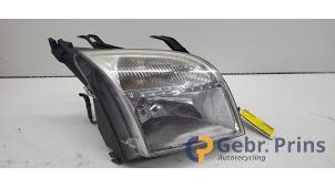 Gebruikte Rechter Koplamp Ford Fusion 1.4 16V Prijs € 35,00 Margeregeling aangeboden door Autorec. Gebr. Prins b.v.
