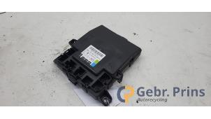 Gebruikte Deur module Mercedes ML II (164/4JG) 3.0 ML-280 CDI 4-Matic V6 24V Prijs € 40,00 Margeregeling aangeboden door Autorec. Gebr. Prins b.v.