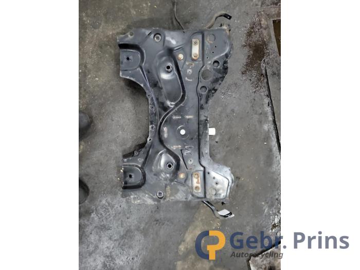 Gebruikte Subframe Peugeot 308 (L3/L8/LB/LH/LP) 1.2 12V e-THP PureTech 130 Prijs € 150,00 Margeregeling aangeboden door Autorec. Gebr. Prins b.v.