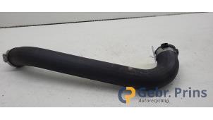 Gebruikte Intercooler Slang Ford Focus 4 Wagon 1.0 Ti-VCT EcoBoost 12V 100 Prijs € 30,00 Margeregeling aangeboden door Autorec. Gebr. Prins b.v.