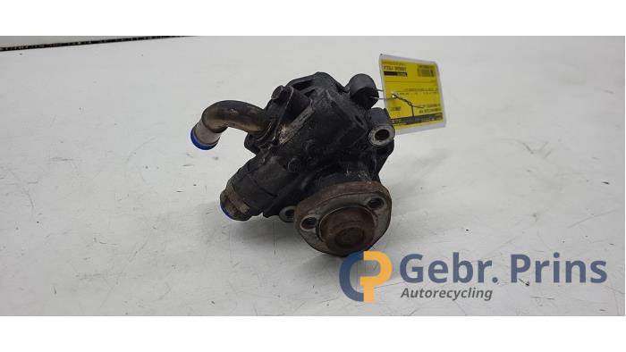 Gebruikte Pomp Servo Volkswagen California T4 2.5 TDI Prijs € 50,00 Margeregeling aangeboden door Autorec. Gebr. Prins b.v.