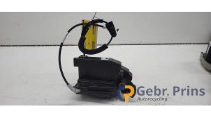 Gebruikte Slotmechaniek Portier 4Deurs links-achter Peugeot 308 (L3/L8/LB/LH/LP) 1.2 12V e-THP PureTech 130 Prijs € 25,00 Margeregeling aangeboden door Autorec. Gebr. Prins b.v.