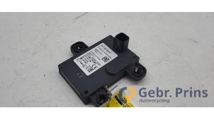 Gebruikte Radar sensor Ford Fiesta 7 1.0 EcoBoost 12V 100 Prijs € 150,00 Margeregeling aangeboden door Autorec. Gebr. Prins b.v.