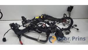 Gebruikte Kabelboom motorruimte Ford Fiesta 7 1.0 EcoBoost 12V 100 Prijs € 100,00 Margeregeling aangeboden door Autorec. Gebr. Prins b.v.