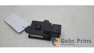 Gebruikte Start/Stop computer Peugeot 308 (L3/L8/LB/LH/LP) 1.2 12V e-THP PureTech 130 Prijs € 50,00 Margeregeling aangeboden door Autorec. Gebr. Prins b.v.