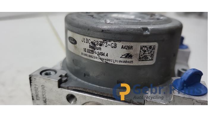 ABS Pomp van een Ford Fiesta 7 1.0 EcoBoost 12V 100 2019