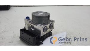 Gebruikte ABS Pomp Ford Fiesta 7 1.0 EcoBoost 12V 100 Prijs € 150,00 Margeregeling aangeboden door Autorec. Gebr. Prins b.v.