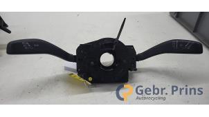 Gebruikte Combischakelaar Stuurkolom Volkswagen Up! (121) 1.0 12V 75 Prijs € 30,00 Margeregeling aangeboden door Autorec. Gebr. Prins b.v.