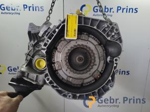 Gebruikte Automaatbak Renault Captur (2R) 1.2 TCE 16V EDC Prijs € 1.500,00 Margeregeling aangeboden door Autorec. Gebr. Prins b.v.