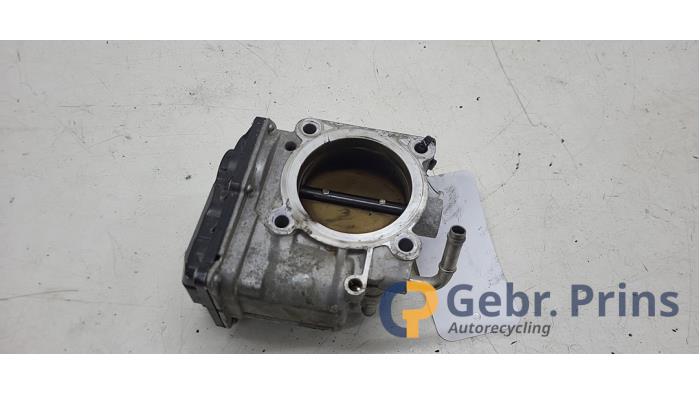 Gebruikte Gasklephuis Lexus IS (E2) 250 2.5 V6 24V Prijs € 100,00 Margeregeling aangeboden door Autorec. Gebr. Prins b.v.