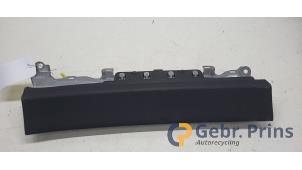 Gebruikte Airbag Knie Lexus IS (E2) 250 2.5 V6 24V Prijs € 125,00 Margeregeling aangeboden door Autorec. Gebr. Prins b.v.