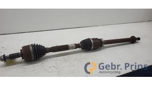 Gebruikte Cardanas rechts-voor (VWA) Renault Captur (2R) 1.2 TCE 16V EDC Prijs € 100,00 Margeregeling aangeboden door Autorec. Gebr. Prins b.v.