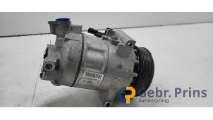 Gebruikte Aircopomp Renault Captur (2R) 1.2 TCE 16V EDC Prijs € 100,00 Margeregeling aangeboden door Autorec. Gebr. Prins b.v.