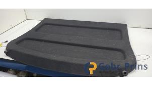 Gebruikte Hoedenplank Ford Mondeo IV 2.2 TDCi 16V Prijs € 40,00 Margeregeling aangeboden door Autorec. Gebr. Prins b.v.