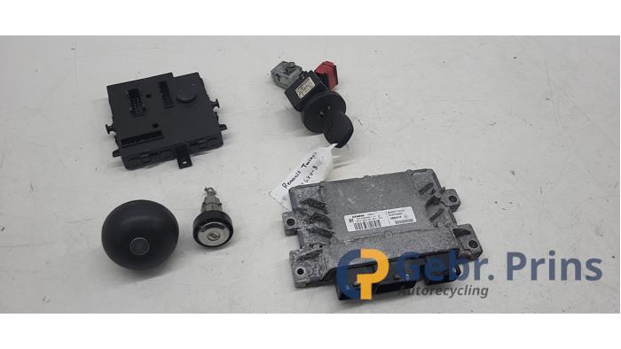 Gebruikte Kontaktslot + computer Renault Twingo II (CN) 1.2 Prijs € 90,00 Margeregeling aangeboden door Autorec. Gebr. Prins b.v.