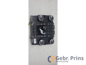 Gebruikte Chaufage Bedieningspaneel Volvo V70 (BW) 2.0 D4 16V Prijs € 40,00 Margeregeling aangeboden door Autorec. Gebr. Prins b.v.