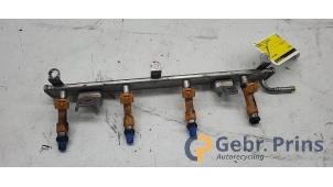 Gebruikte Injector brug Suzuki Swift (ZA/ZC/ZD1/2/3/9) 1.3 VVT 16V Prijs € 30,00 Margeregeling aangeboden door Autorec. Gebr. Prins b.v.